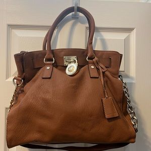 Michael Kors Handbag. Preowned. Saddle Brown. Leather.